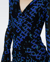 Load image into Gallery viewer, MACKENZIE MESH TOP IN FOLDED CHAIN BLUE
