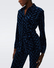 Load image into Gallery viewer, SOLUCK VELVET TOP IN CIRCLES OCEAN BLUE