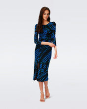Load image into Gallery viewer, PRIYANKA REVERSIBLE MESH DRESS IN FOLDED CHAIN BLUE AND FORTUNE ROSE DOT