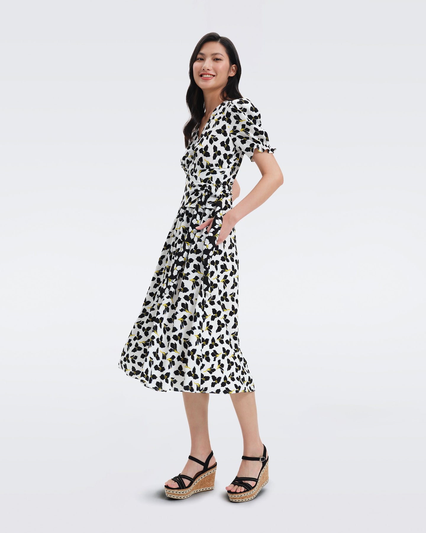 DVF	SAMMIE DRESS  GRAPHIC FLOWER SM IVORY