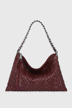 Load image into Gallery viewer, CHAIN QUILT SHOULDER BAG