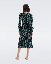 Load image into Gallery viewer, DVF ANABA DRESS FIDDLEHEADS LG BLACK