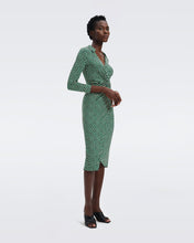 Load image into Gallery viewer, DVF PALMIRA DRESS PAINTED CUBE SM INDIAN GREEN