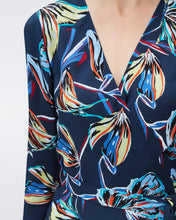 Load image into Gallery viewer, DVF TILLY DRESS ABSTRACT BTFLY MED PERF NAVY