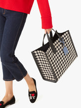 Load image into Gallery viewer, MANHATTAN HOUNDSTOOTH LARGE TOTE